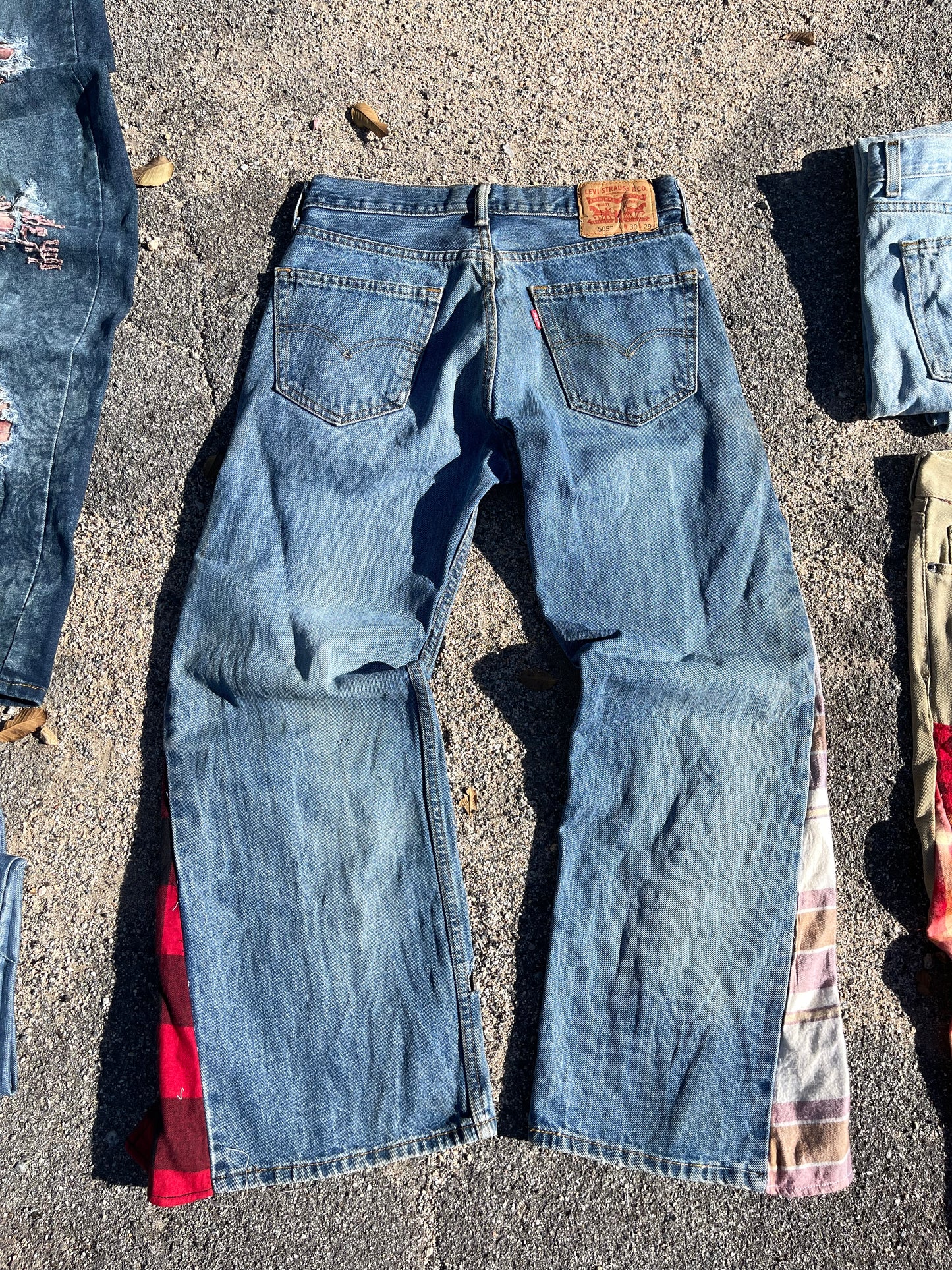 Flannel Skull (W30 L29)